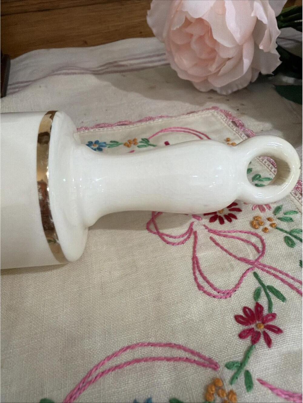 VTG 1930s Harker Pottery Ceramic Rolling Pin Amy Rose Floral Pastry Dough Roller - Picture 3 of 8